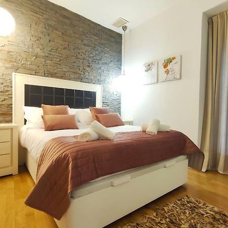 Amor De Dios 30 Sevilla Kültér fotó